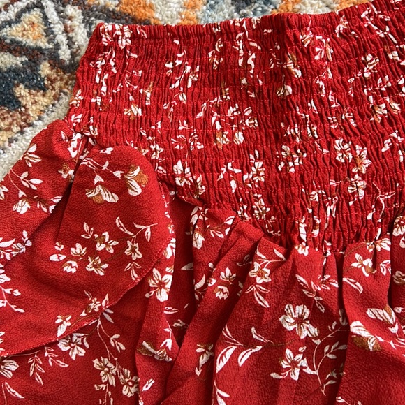 NWT Zaful Two Piece Short and Crop Top Set - Picture 3 of 6